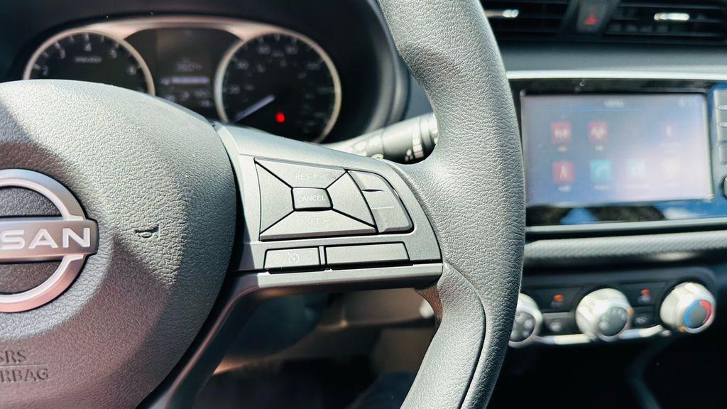 new 2025 Nissan Kicks Play car, priced at $22,147