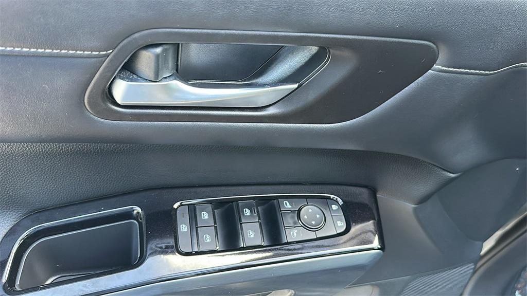 used 2022 Nissan Pathfinder car, priced at $27,688