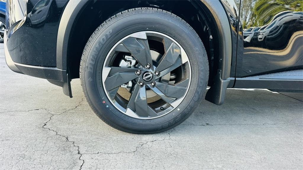 new 2025 Nissan Rogue car, priced at $32,477