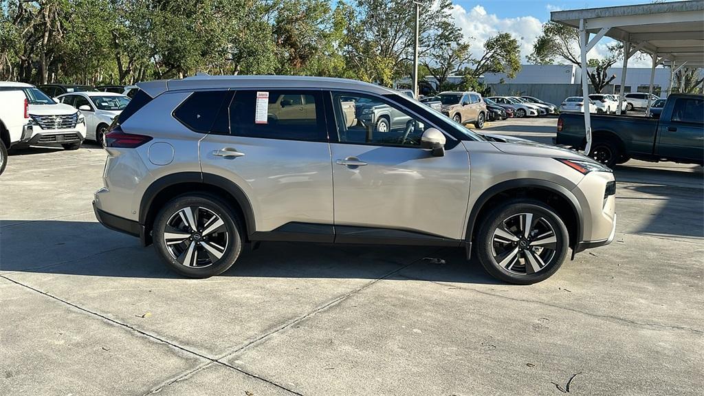used 2025 Nissan Rogue car, priced at $32,899