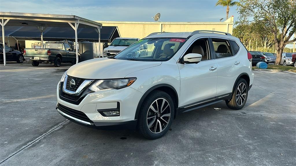 used 2019 Nissan Rogue car, priced at $19,490