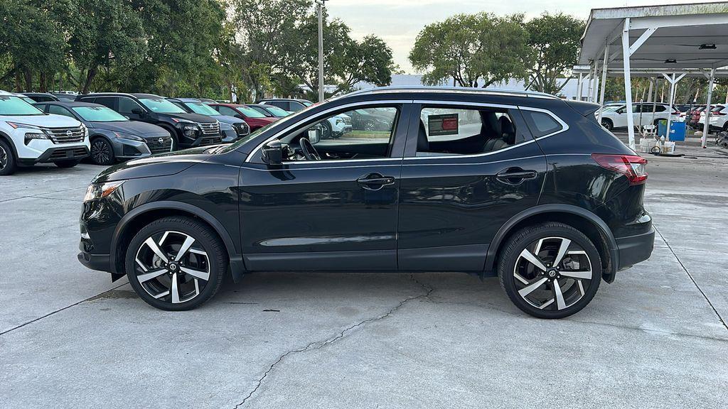 used 2022 Nissan Rogue Sport car, priced at $21,562