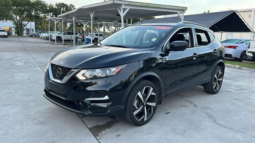 used 2022 Nissan Rogue Sport car, priced at $21,562