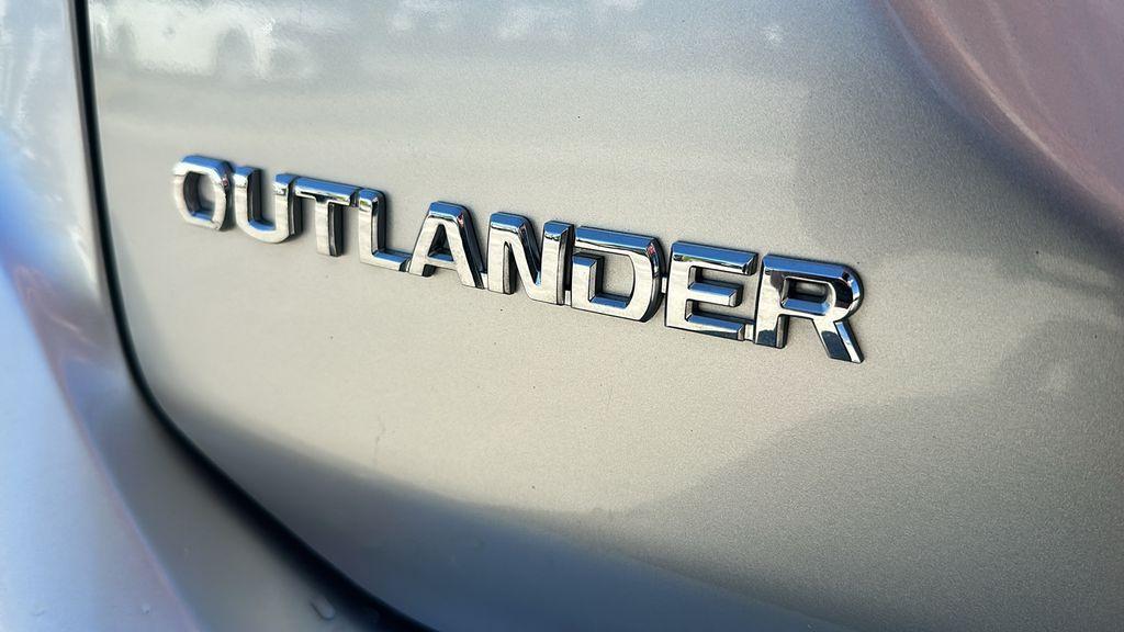 used 2020 Mitsubishi Outlander car, priced at $16,400