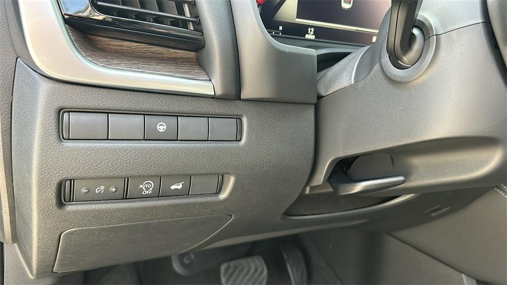 new 2025 Nissan Rogue car, priced at $40,232