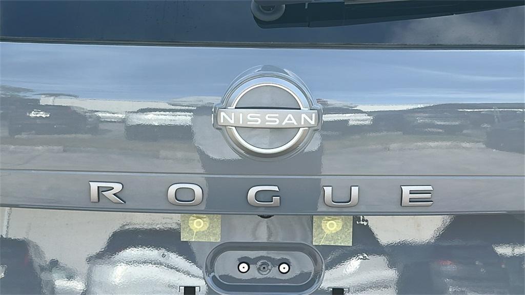 new 2025 Nissan Rogue car, priced at $40,232