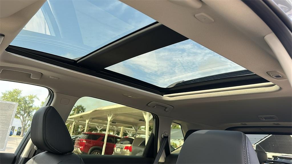 new 2025 Nissan Rogue car, priced at $40,232