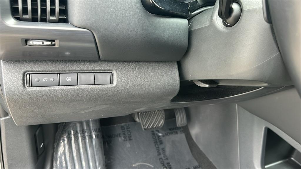 used 2024 Nissan Pathfinder car, priced at $35,500