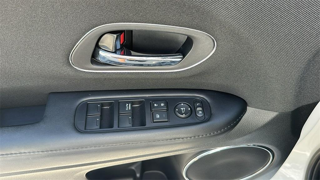 used 2022 Honda HR-V car, priced at $18,900