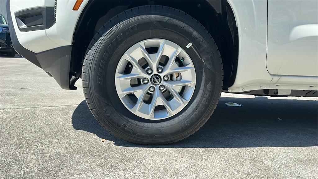 new 2025 Nissan Frontier car, priced at $33,910