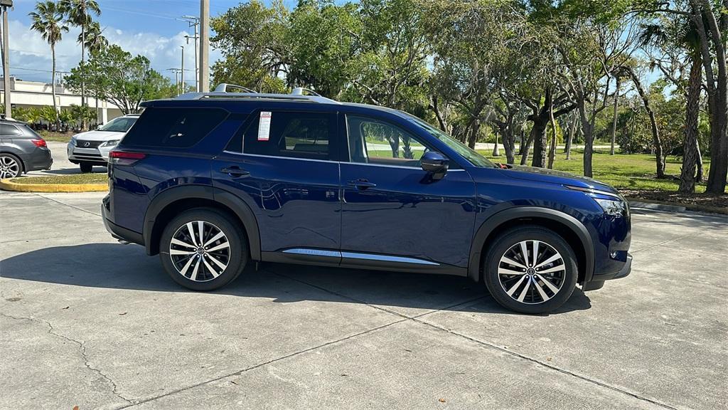 new 2025 Nissan Pathfinder car, priced at $51,374