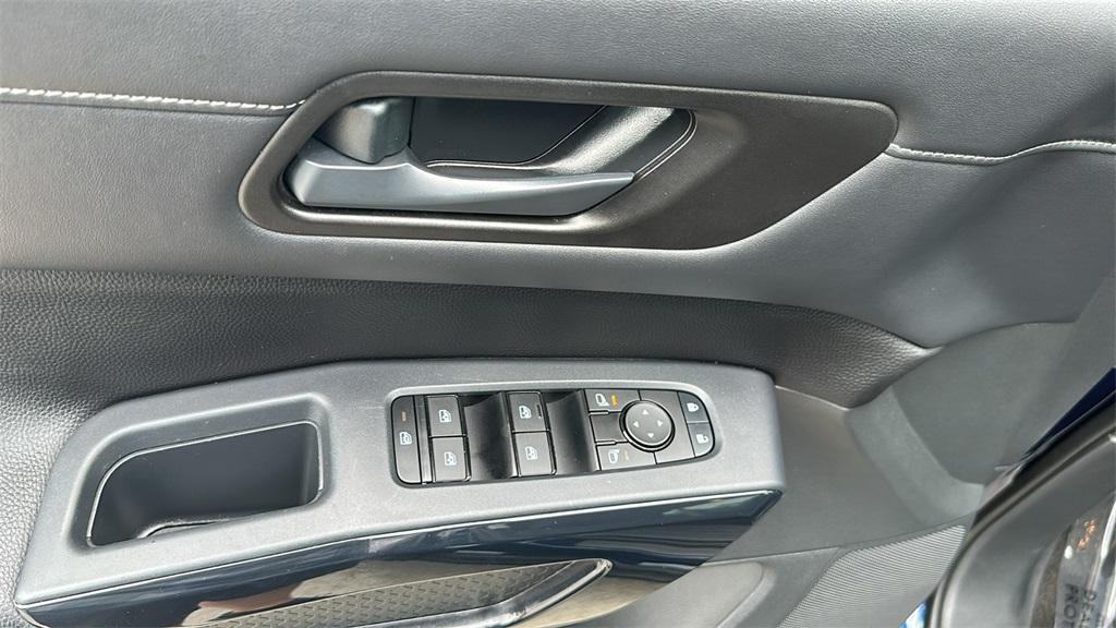 used 2024 Nissan Pathfinder car, priced at $32,000