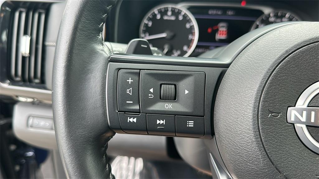 used 2024 Nissan Pathfinder car, priced at $32,000