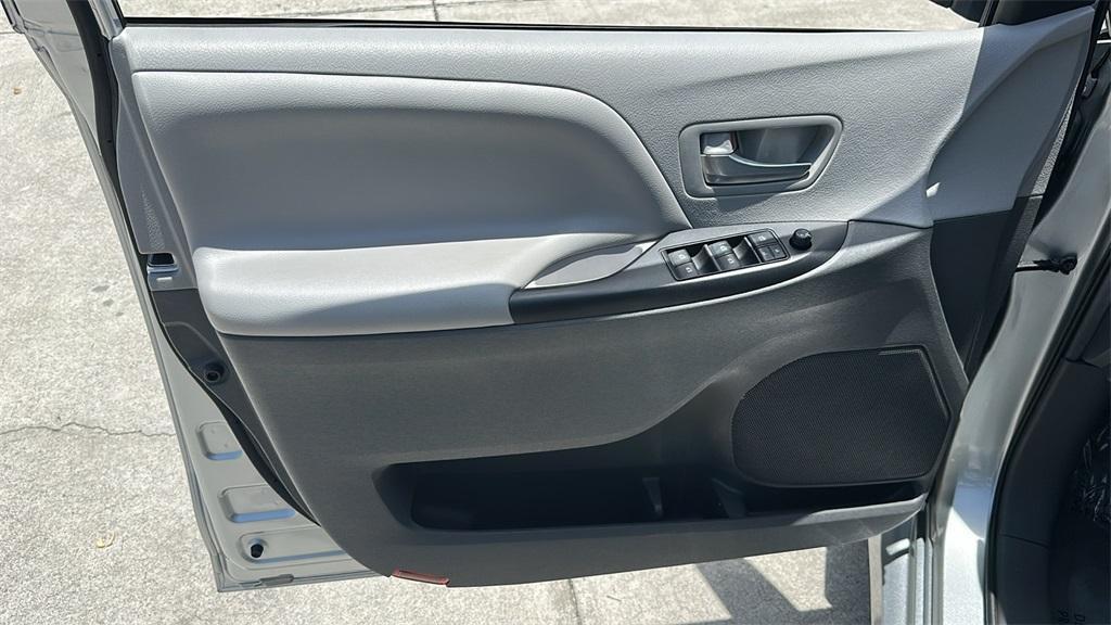 used 2020 Toyota Sienna car, priced at $21,988