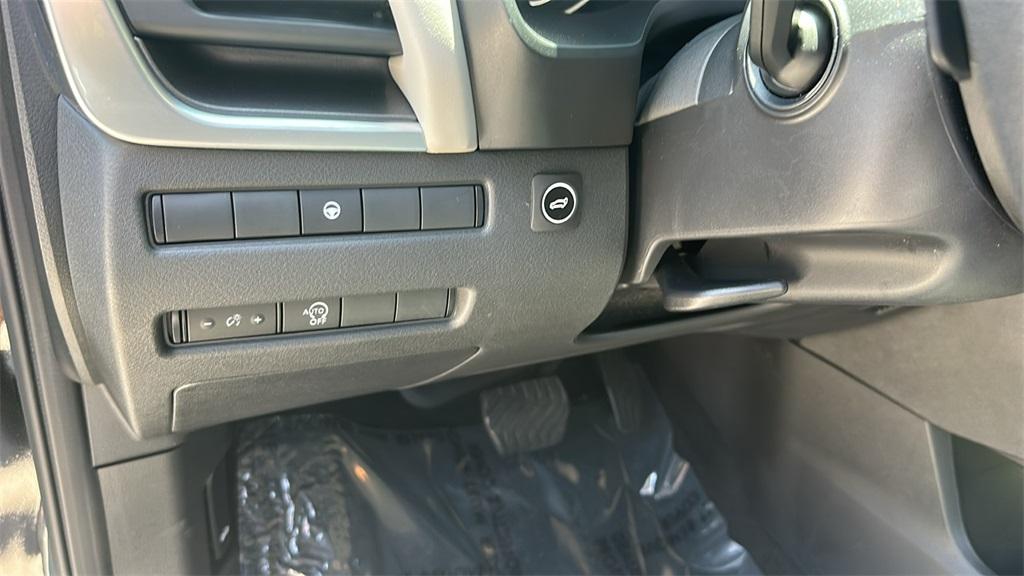 used 2023 Nissan Rogue car, priced at $21,488