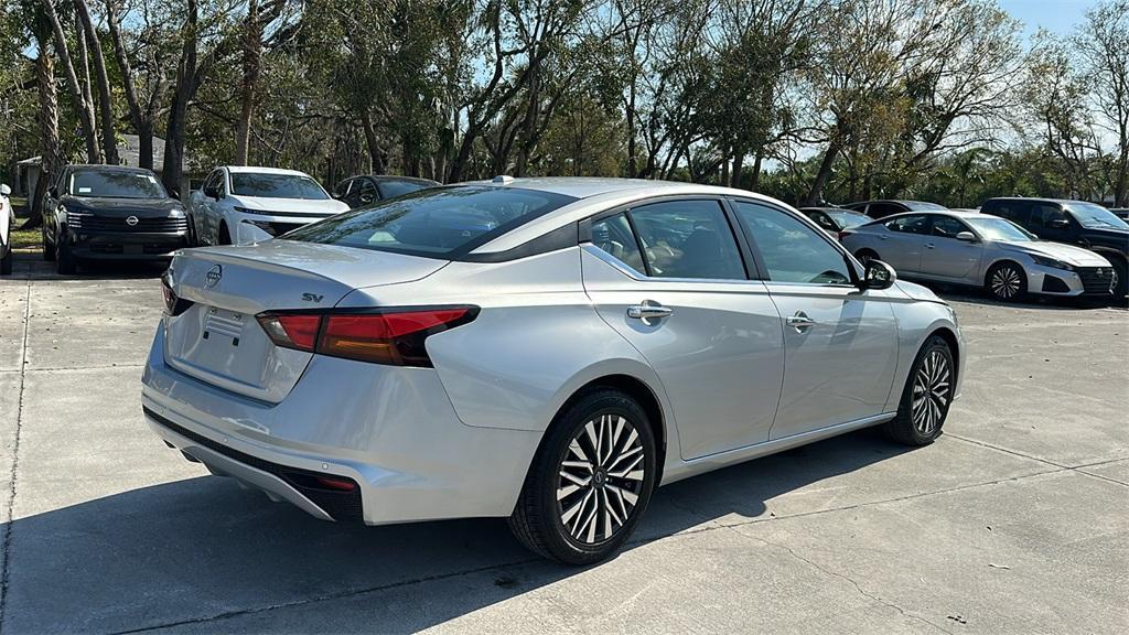 used 2023 Nissan Altima car, priced at $17,870