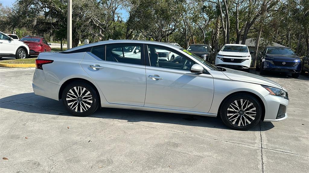 used 2023 Nissan Altima car, priced at $17,870