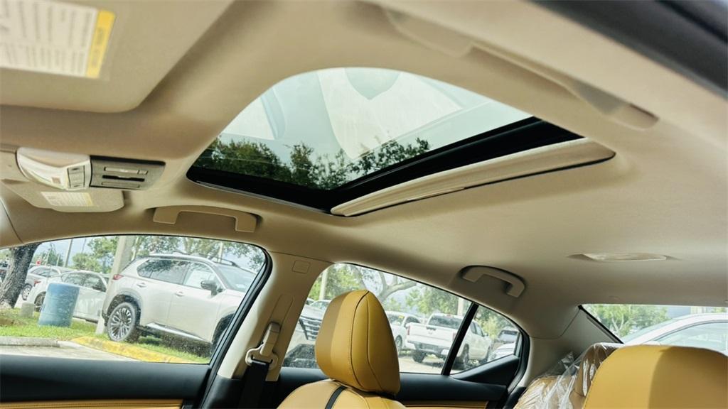 new 2025 Nissan Sentra car, priced at $25,921
