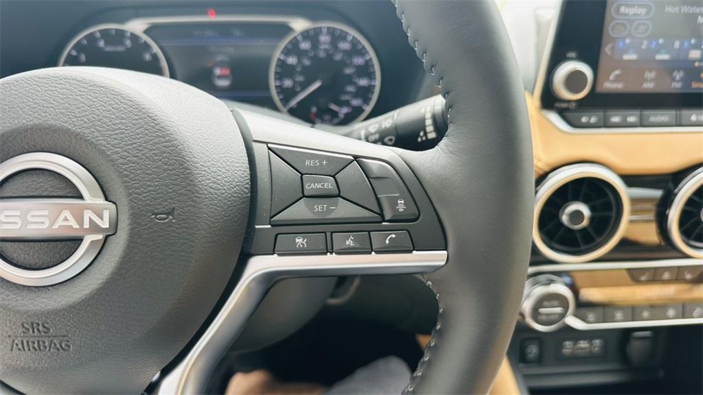 new 2025 Nissan Sentra car, priced at $25,921