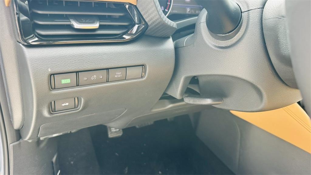 new 2025 Nissan Sentra car, priced at $25,921
