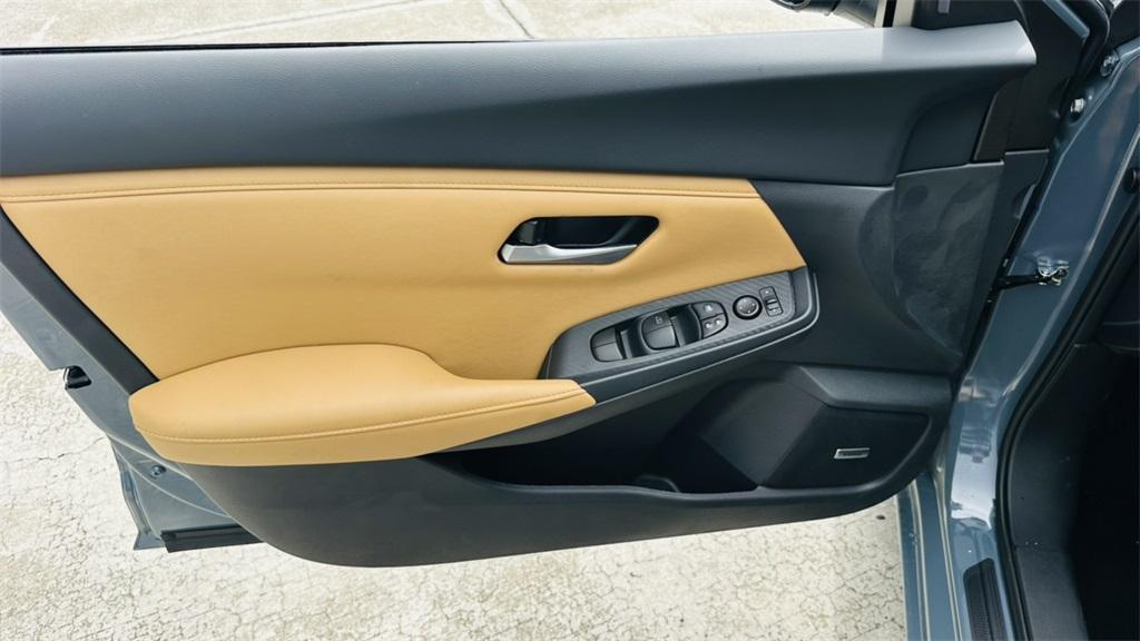 new 2025 Nissan Sentra car, priced at $25,921