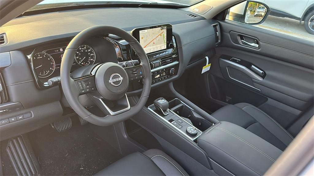 new 2025 Nissan Pathfinder car, priced at $47,003