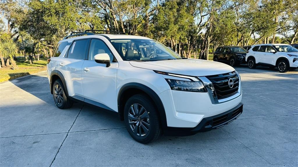 new 2025 Nissan Pathfinder car, priced at $39,455