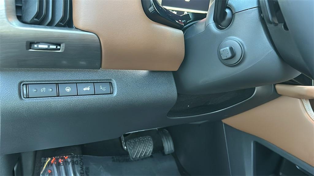 used 2023 Nissan Pathfinder car, priced at $35,000