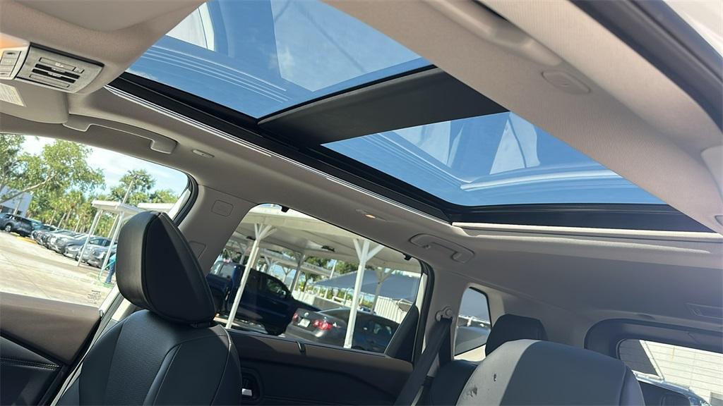 used 2023 Nissan Rogue car, priced at $21,988