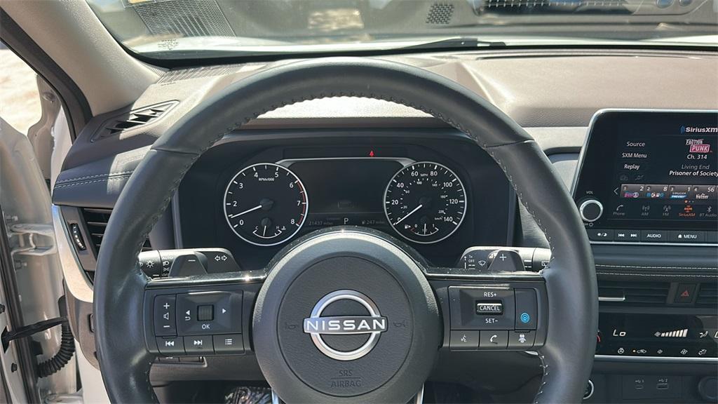 used 2023 Nissan Rogue car, priced at $21,988