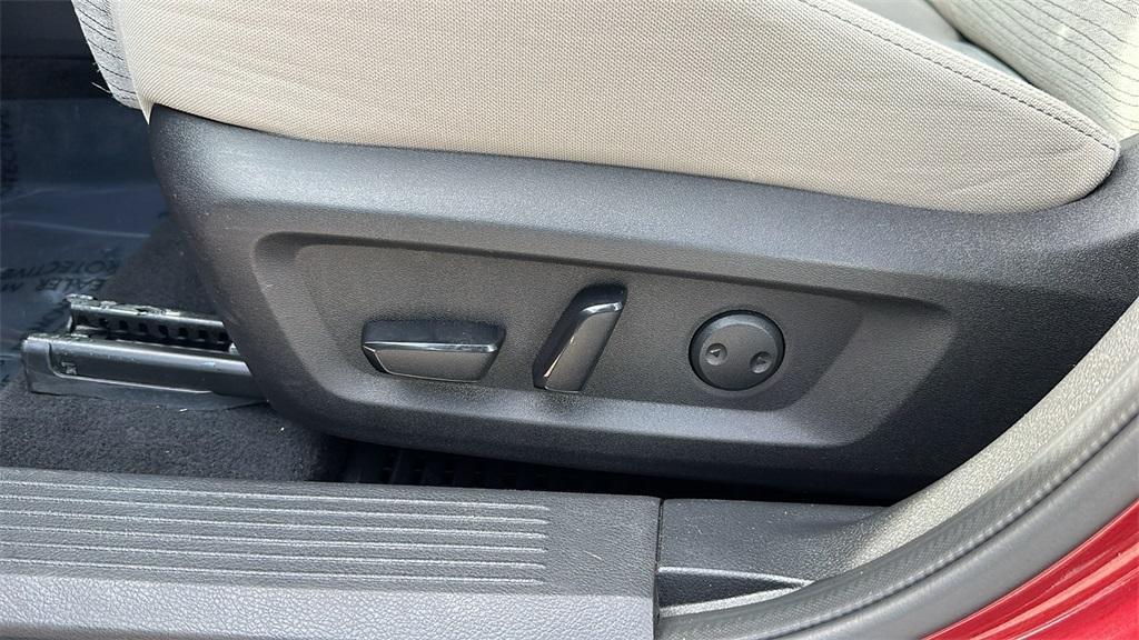 used 2023 Nissan Rogue car, priced at $20,000