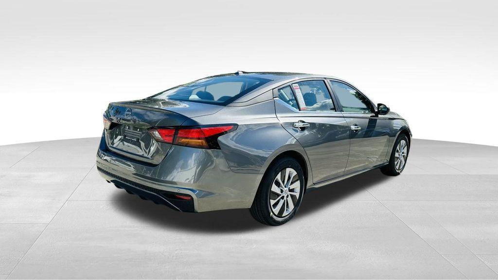 new 2025 Nissan Altima car, priced at $26,008