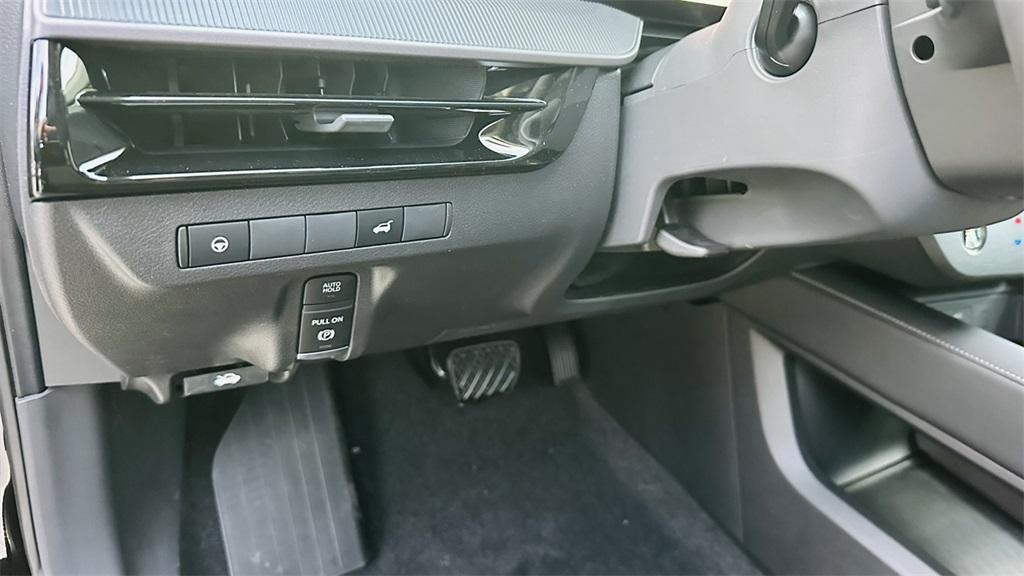 used 2025 Nissan Murano car, priced at $37,888