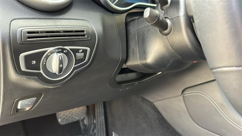 used 2020 Mercedes-Benz GLC 300 car, priced at $22,500
