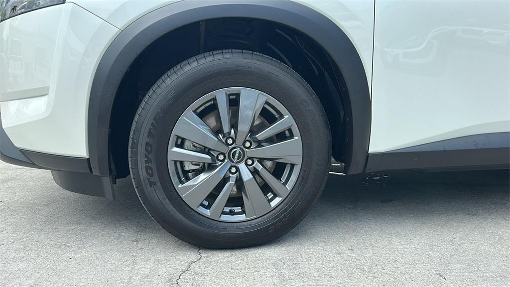 used 2024 Nissan Pathfinder car, priced at $32,500