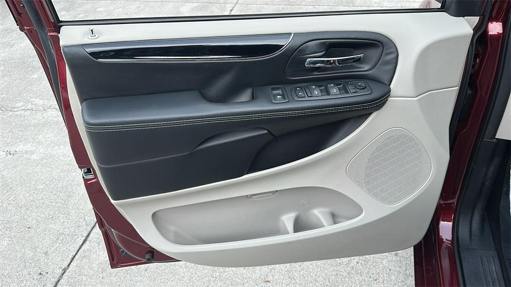 used 2019 Dodge Grand Caravan car, priced at $12,796