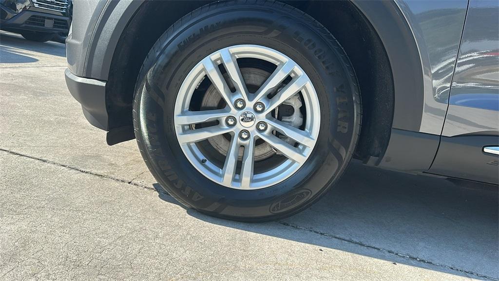 used 2021 Ford Explorer car, priced at $24,988