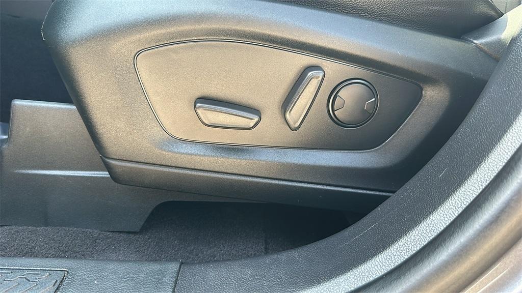 used 2021 Ford Explorer car, priced at $24,988