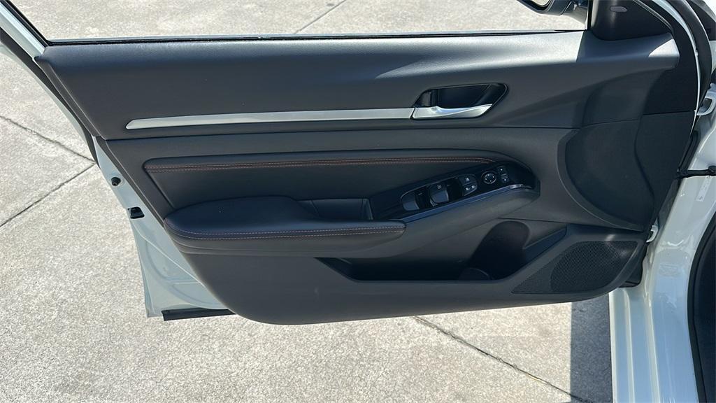 used 2023 Nissan Altima car, priced at $20,988