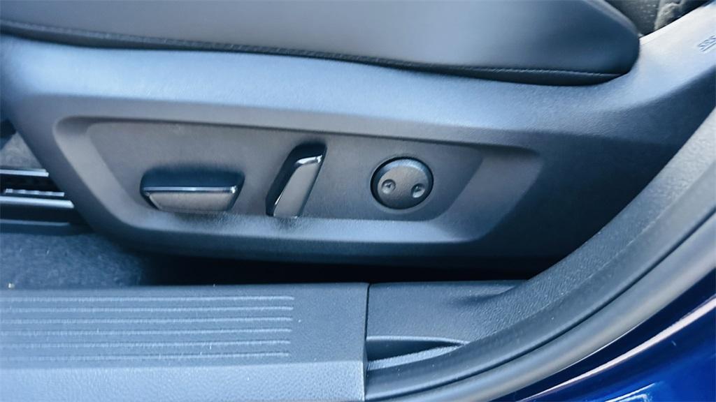 new 2025 Nissan Rogue car, priced at $32,521