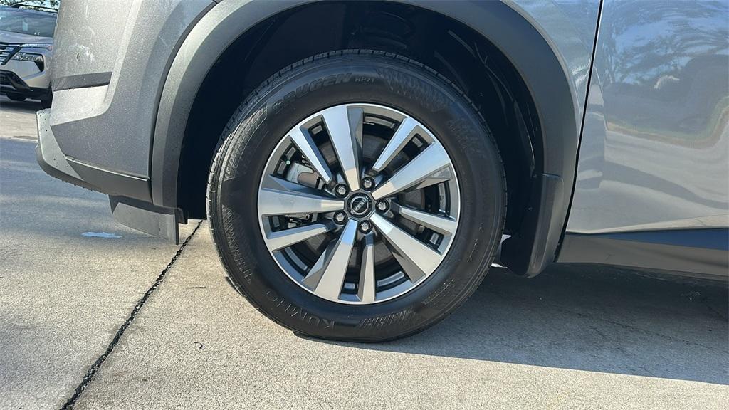 used 2024 Nissan Pathfinder car, priced at $30,600