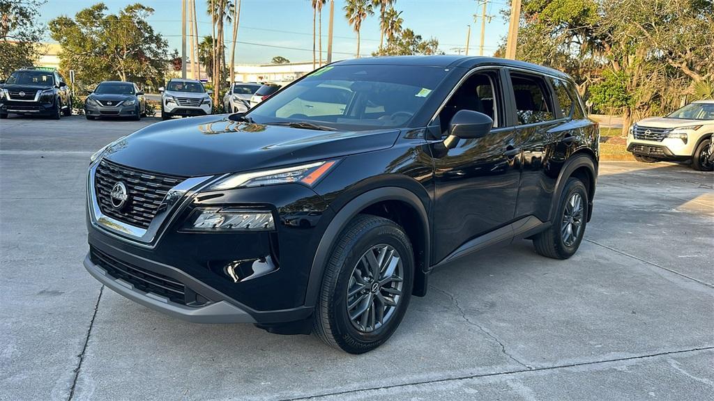 used 2022 Nissan Rogue car, priced at $21,899