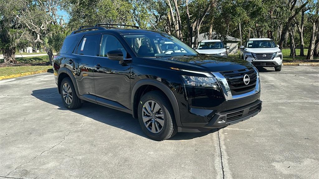 new 2025 Nissan Pathfinder car, priced at $39,081