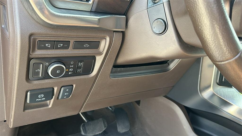 used 2023 Ford F-150 car, priced at $40,000