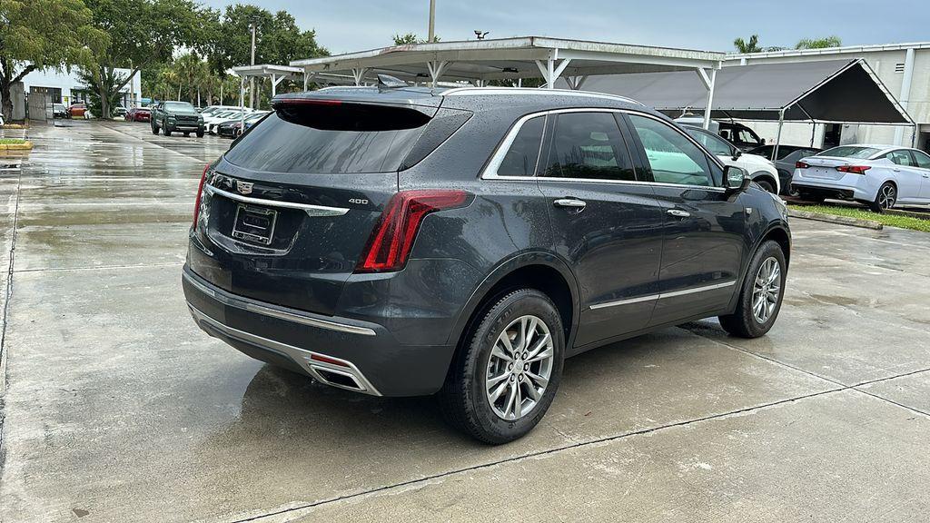 used 2023 Cadillac XT5 car, priced at $26,977