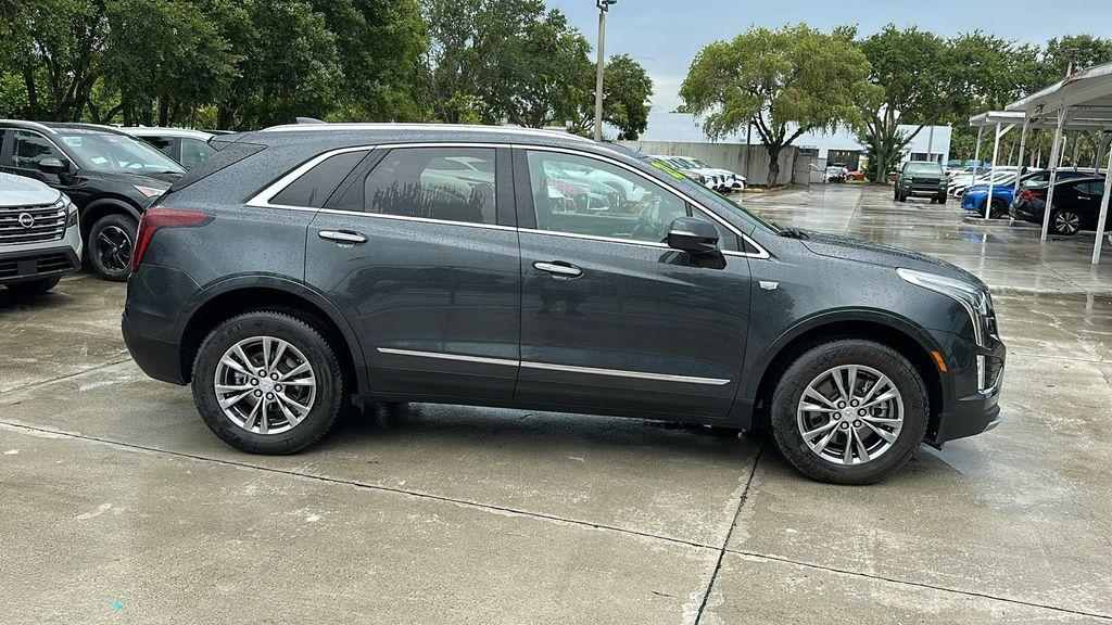 used 2023 Cadillac XT5 car, priced at $26,977