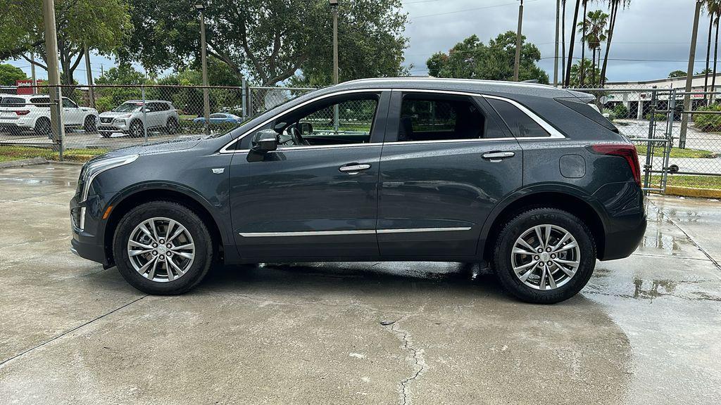 used 2023 Cadillac XT5 car, priced at $26,977