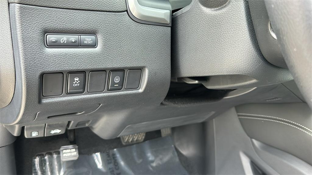 used 2022 Nissan Murano car, priced at $20,000