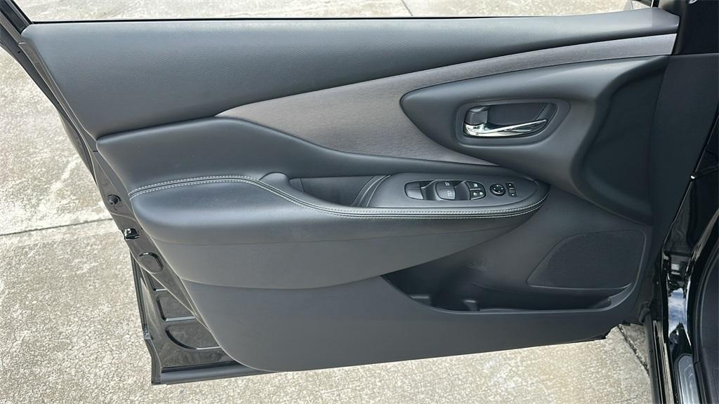 used 2022 Nissan Murano car, priced at $20,000