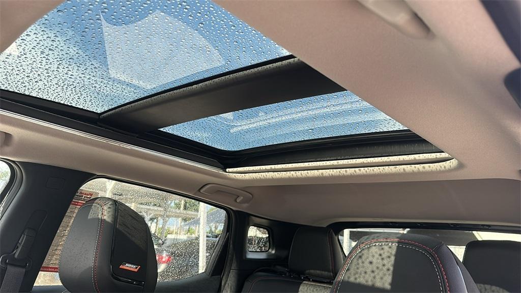 new 2025 Nissan Kicks car, priced at $29,610